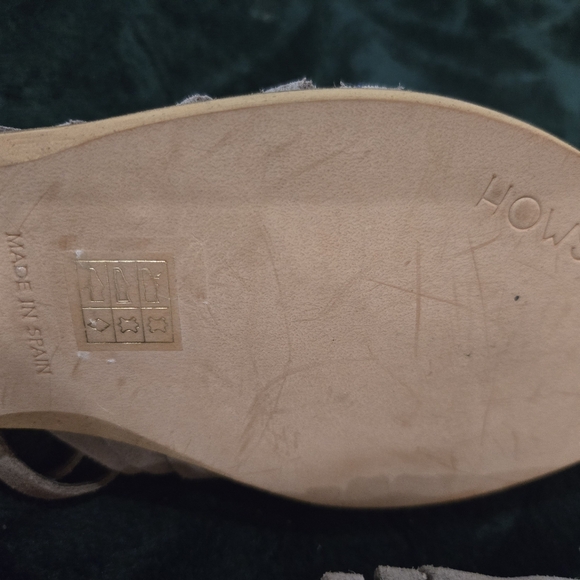 Embroidered Howsty Booties Made In Spain 38 Only Tried On - Picture 7 of 7